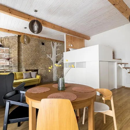 Apartament Cozy *